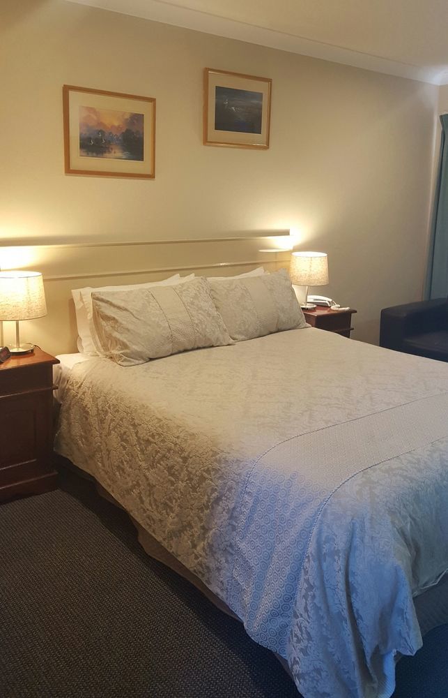 Almond Inn Тамворт Екстер'єр фото