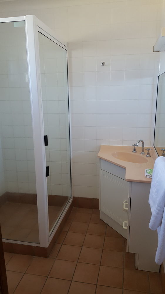 Almond Inn Тамворт Екстер'єр фото